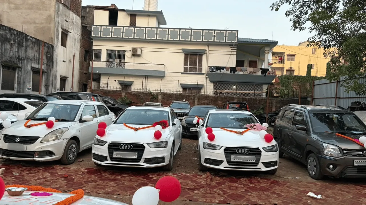 Vansh Tour & Travels - Cab Fleet Service